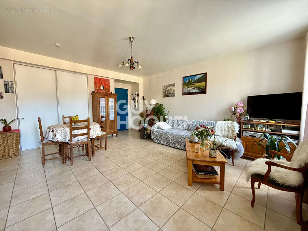 Appartement à AIX-LES-BAINS