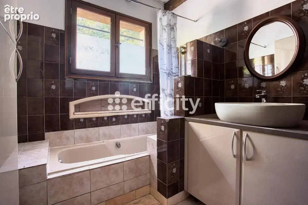 Maison 7 pièces 200 m² à vendre à Notre-Dame-De-Sanilhac (24660) - photo 16