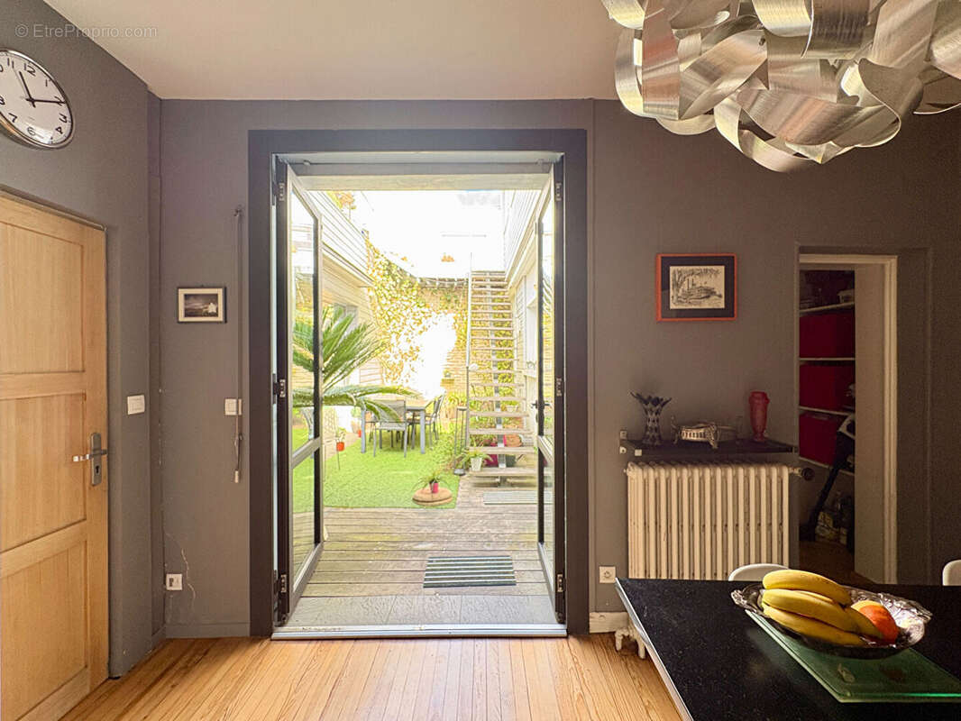 Appartement à BORDEAUX