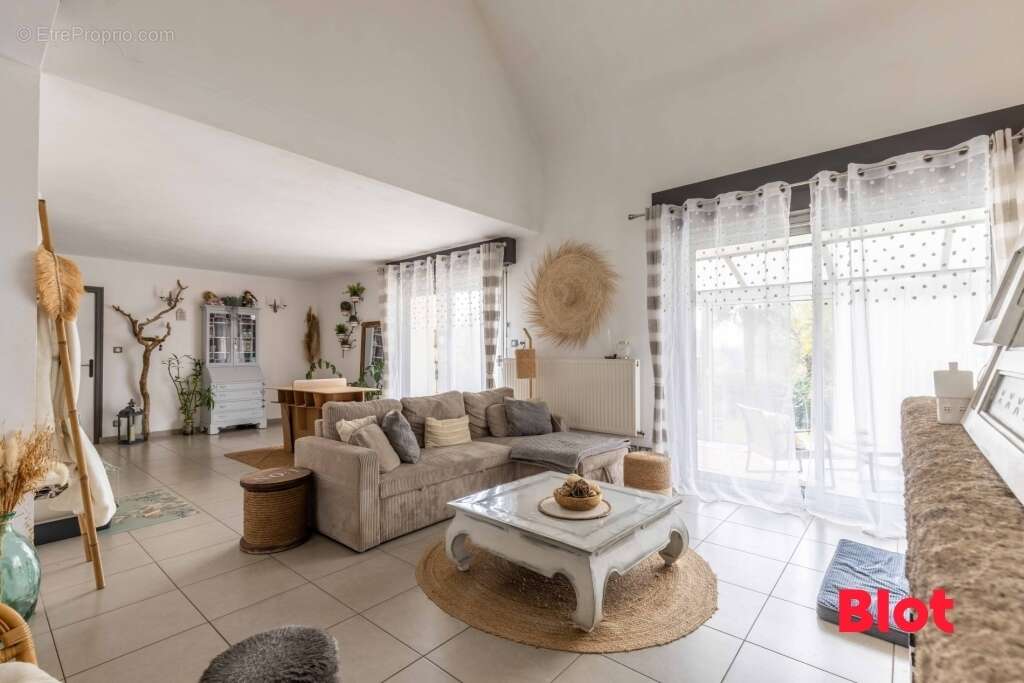 Maison à LE PETIT-FOUGERAY