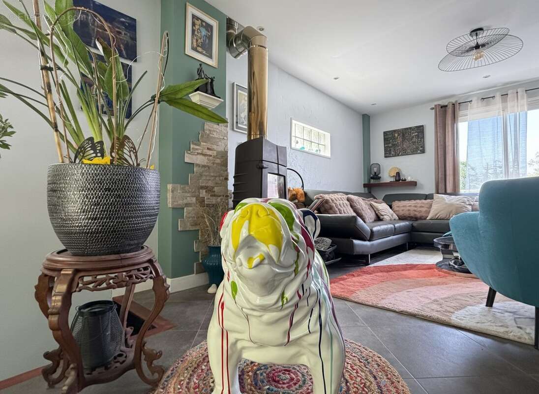 Maison à MONTLIGNON