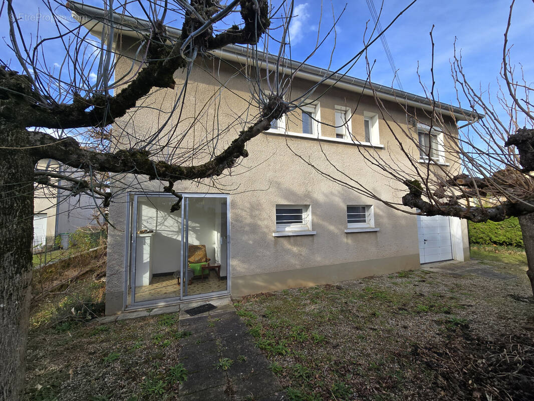 Maison à BOURG-DE-PEAGE