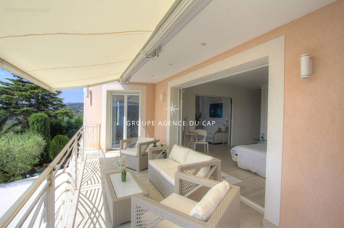 Maison à LES ISSAMBRES