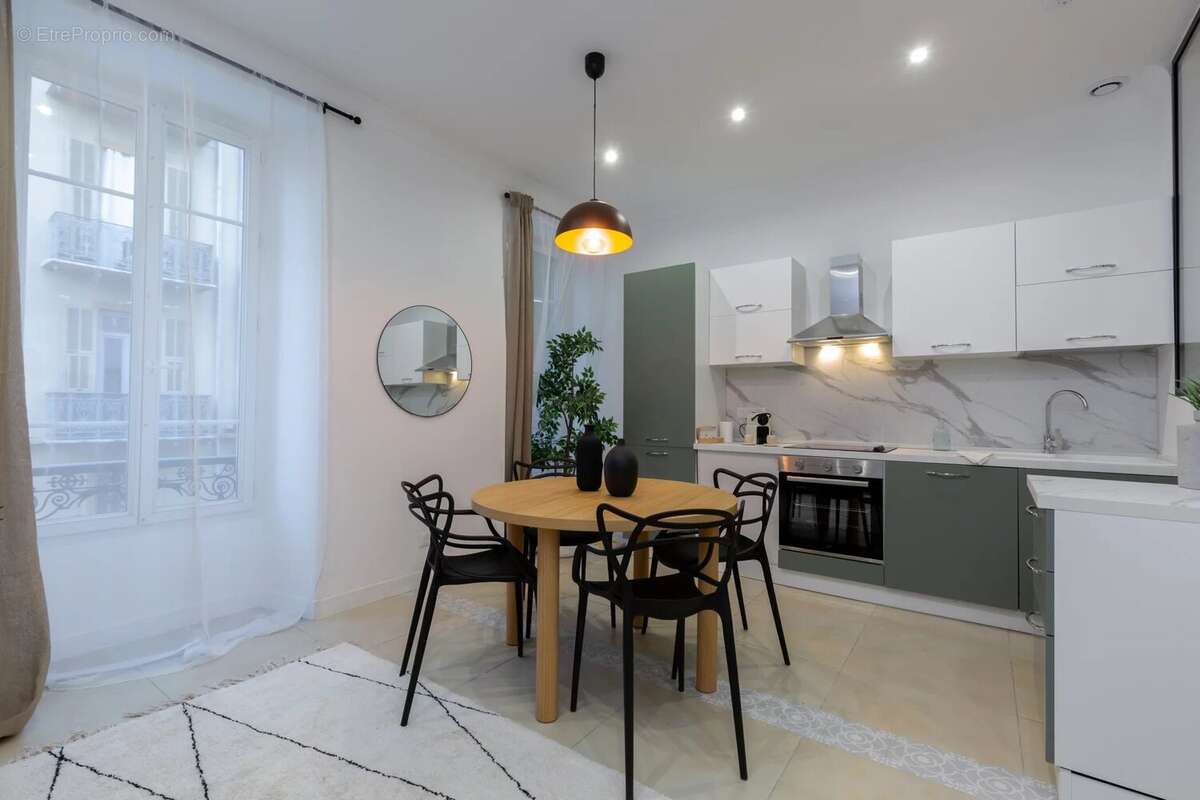 Appartement à NICE