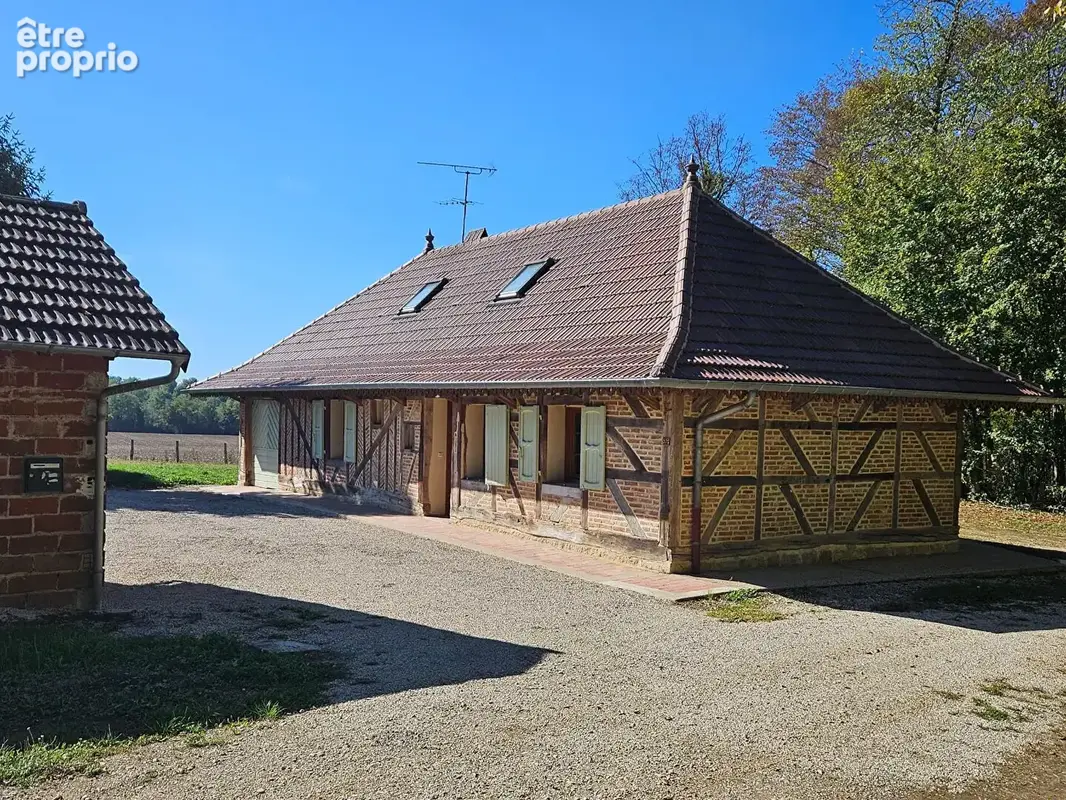 Fermette 10 km au Nord de Bletterans 4 pièce(s) 90 m2 - photo 11
