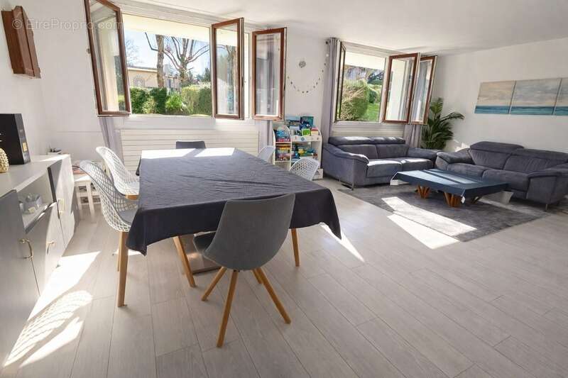 Appartement à BOUGIVAL