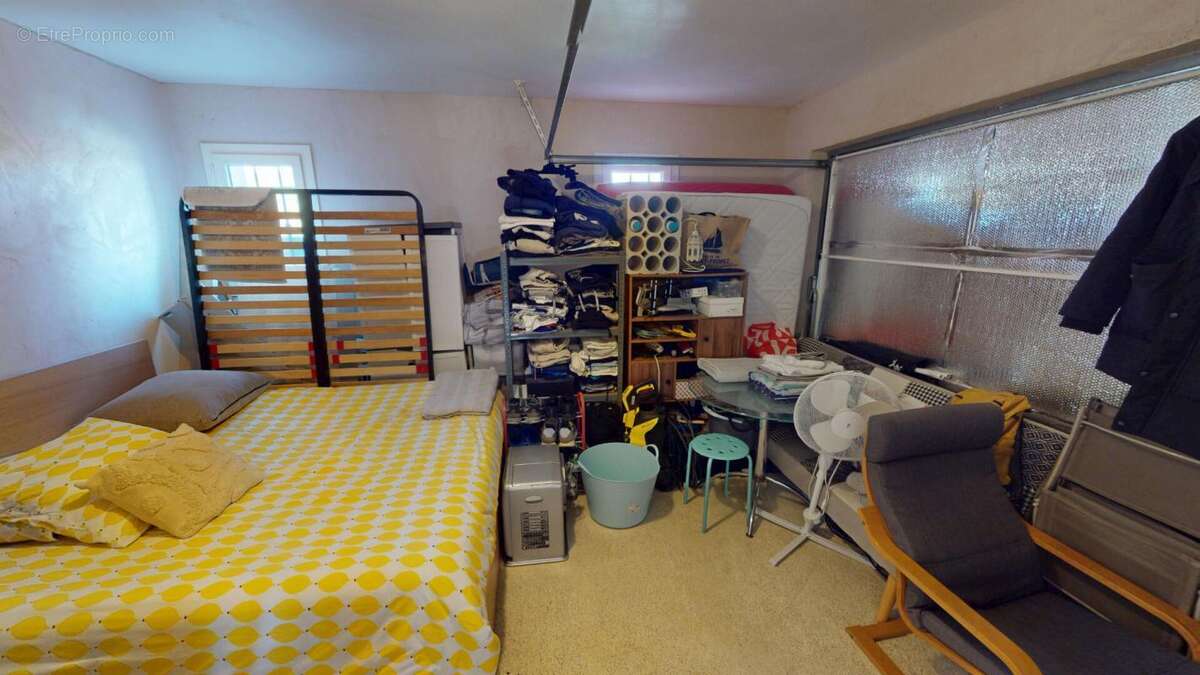 Maison à LE MUY