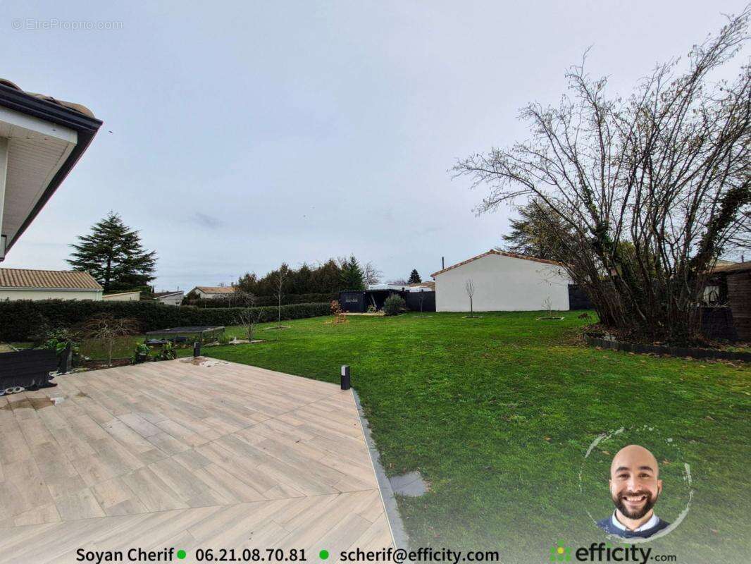 Maison à L'ISLE-D'ESPAGNAC