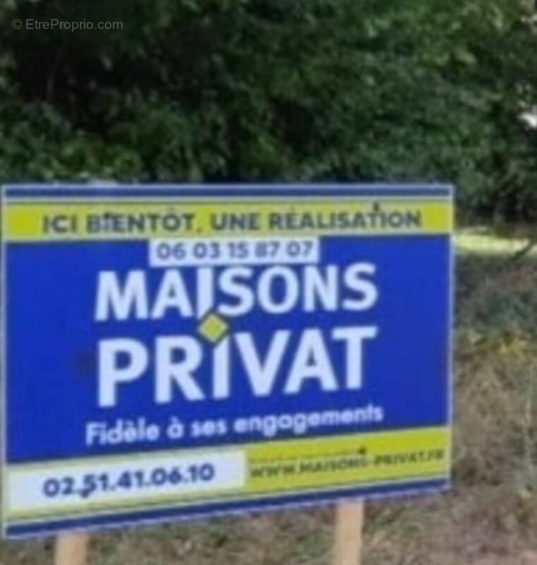 Terrain à LA MOTHE-ACHARD