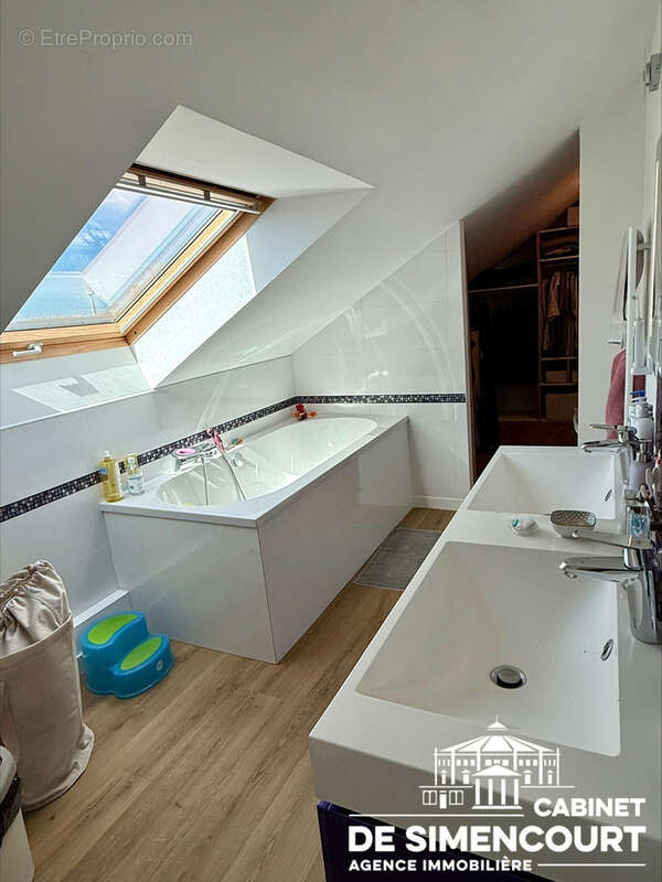 Maison à SAINT-FUSCIEN