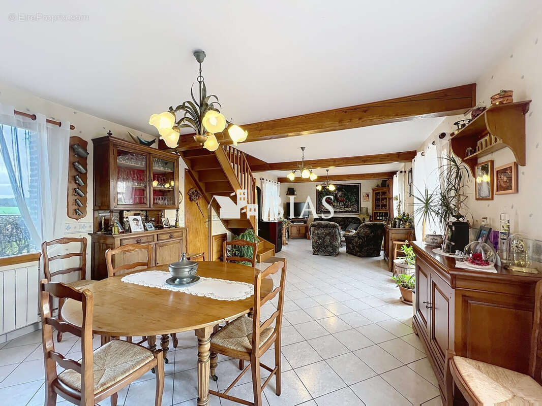 Maison à BERNAY