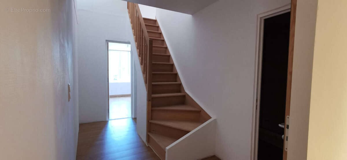 Maison à COURCELLES-CHAUSSY