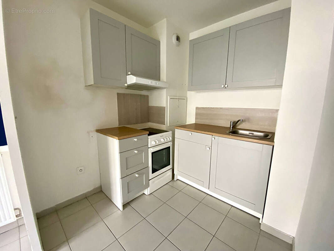 Appartement à SARTROUVILLE