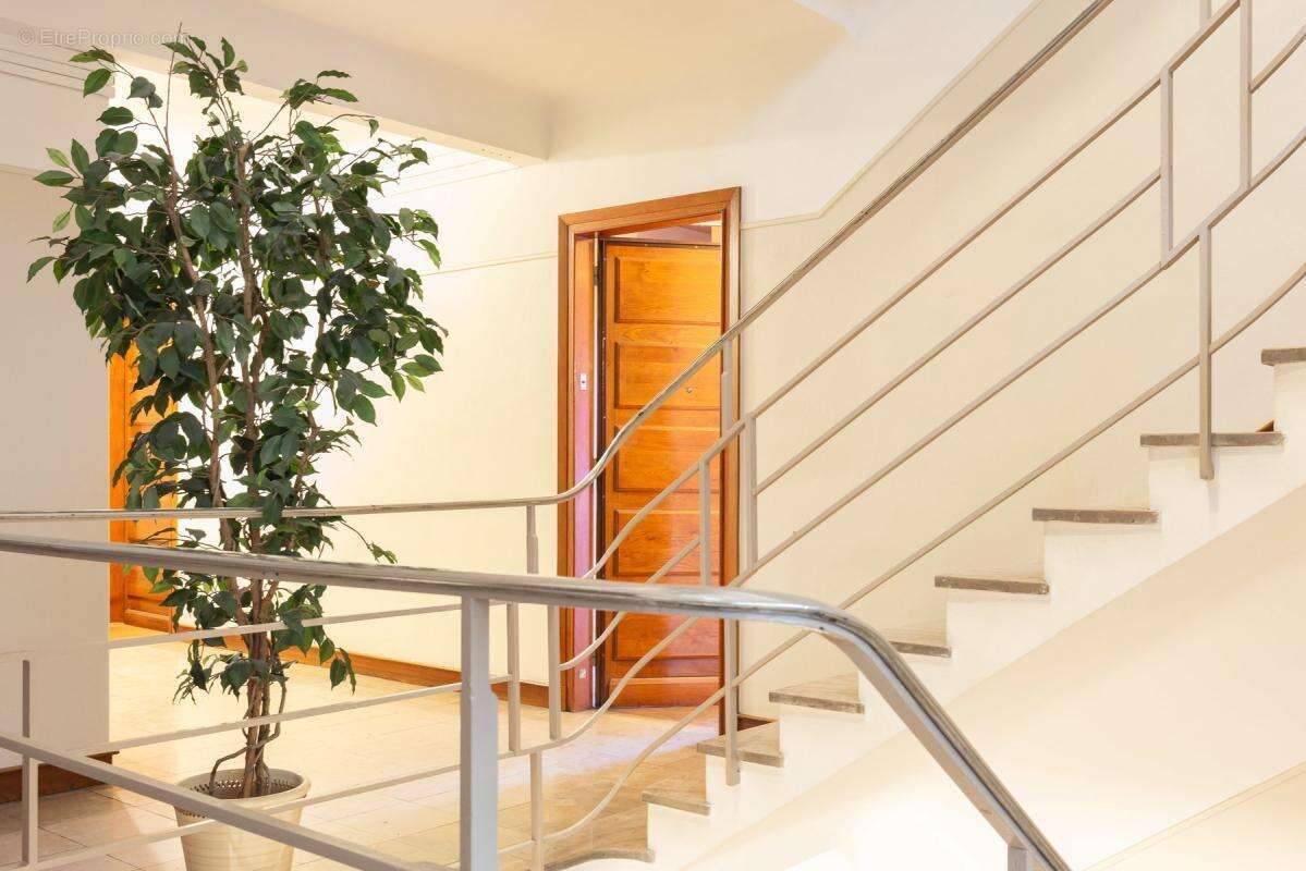 Appartement à PARIS-19E