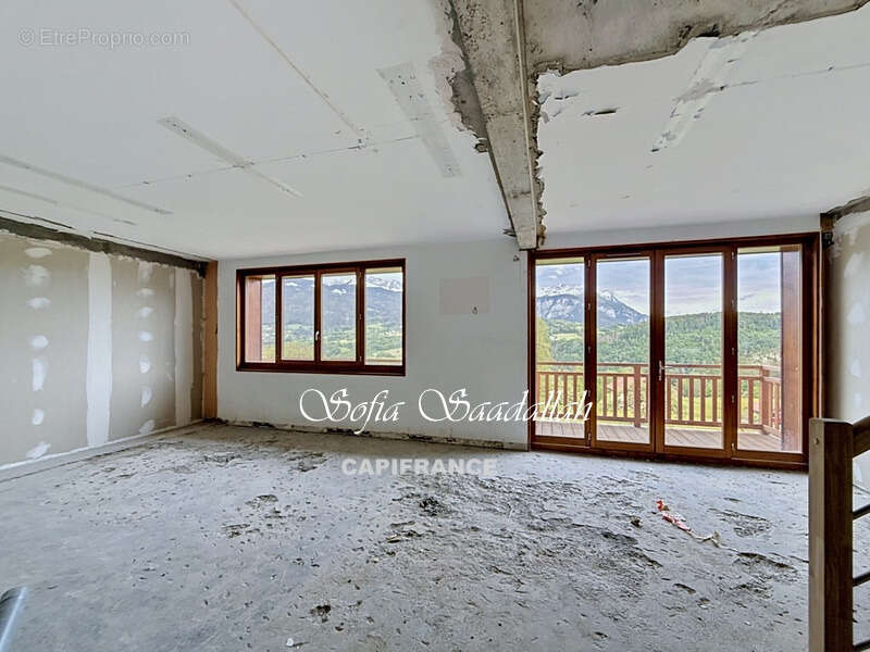 Appartement à SAINT-JEOIRE