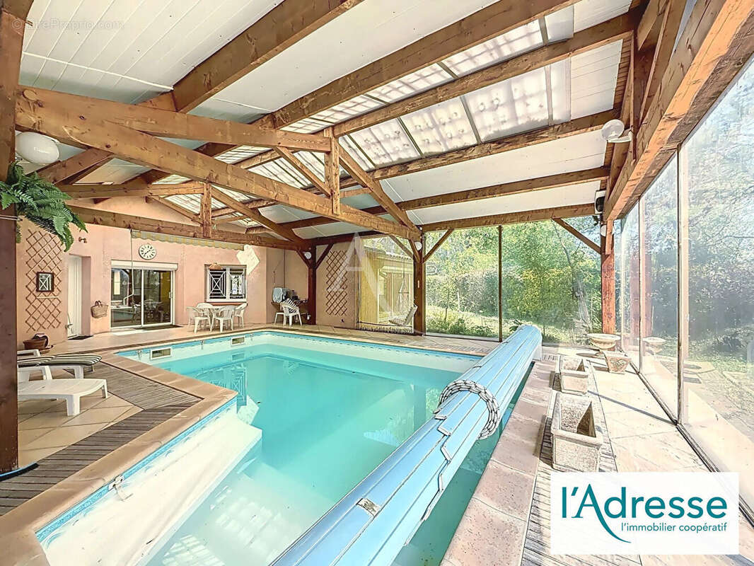 Maison à BRUGUIERES