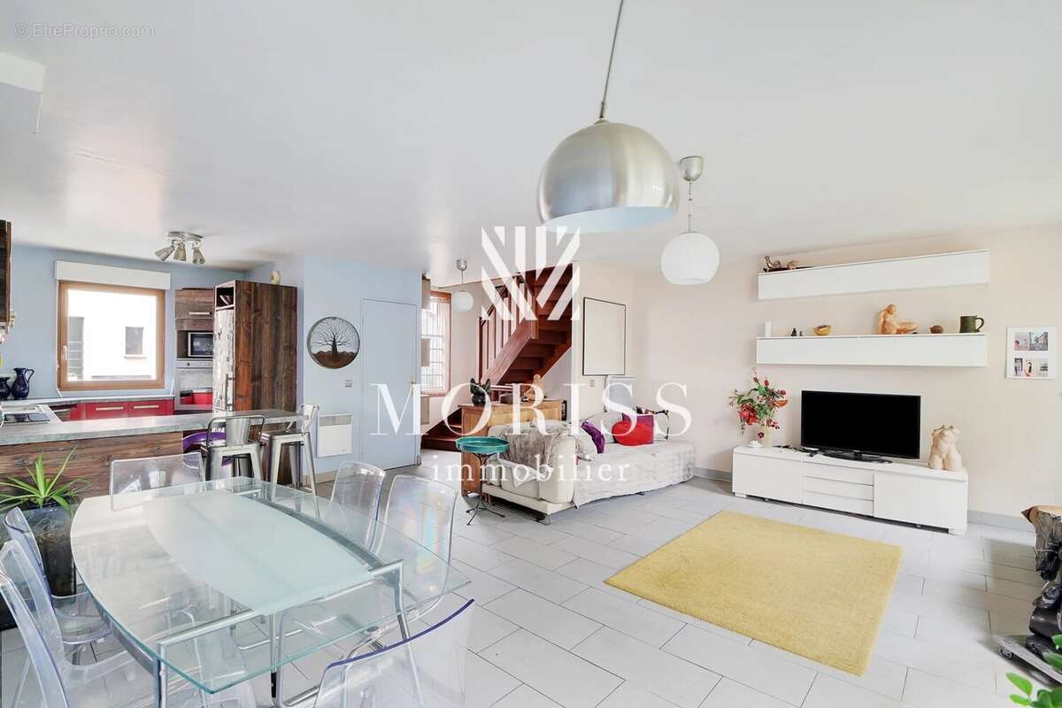 Maison à IVRY-SUR-SEINE