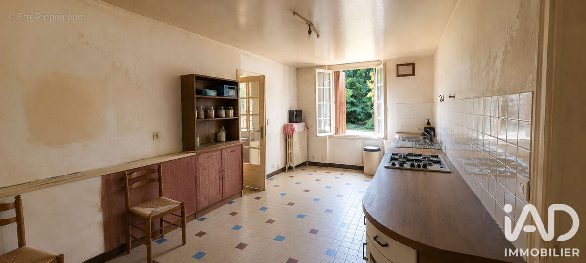 Maison 140 m² à Valennes  - photo 6