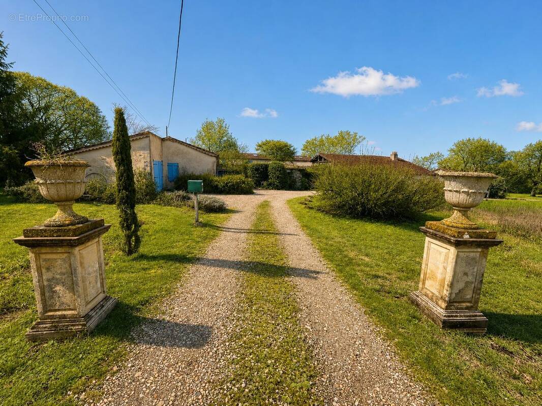 Maison à EYMET