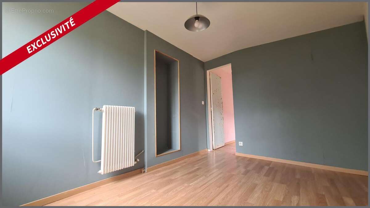 2/3 chambres, 1 bureau. Be lespace en pelouse avec garage - photo 3