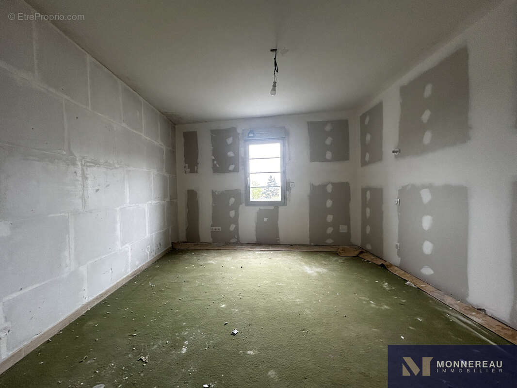 Maison à BAIGNES-SAINTE-RADEGONDE