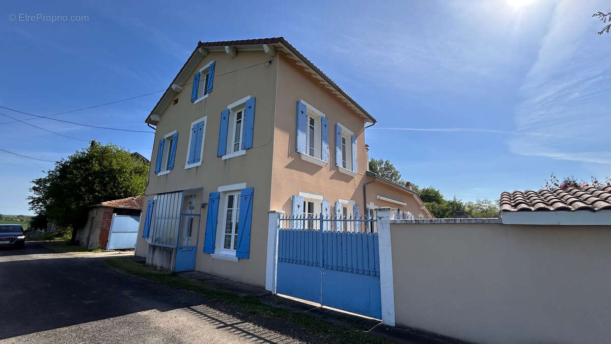 Maison à LEZOUX