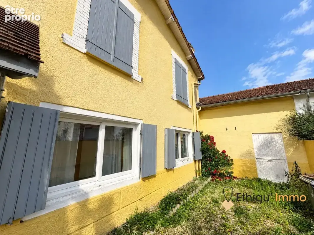 Maison à LONGCHAMP-SUR-AUJON