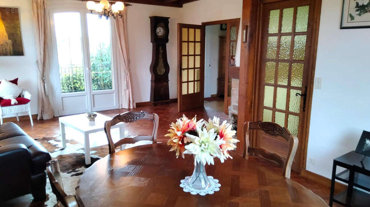 SEJOUR - Maison à NOUIC