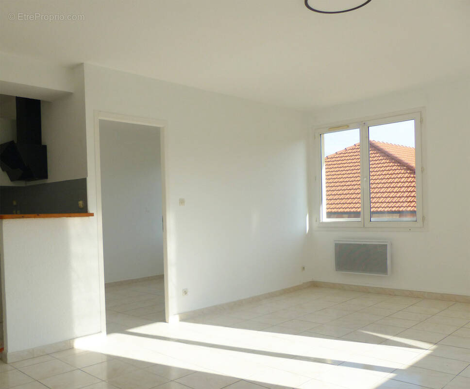 Appartement à LAMALOU-LES-BAINS