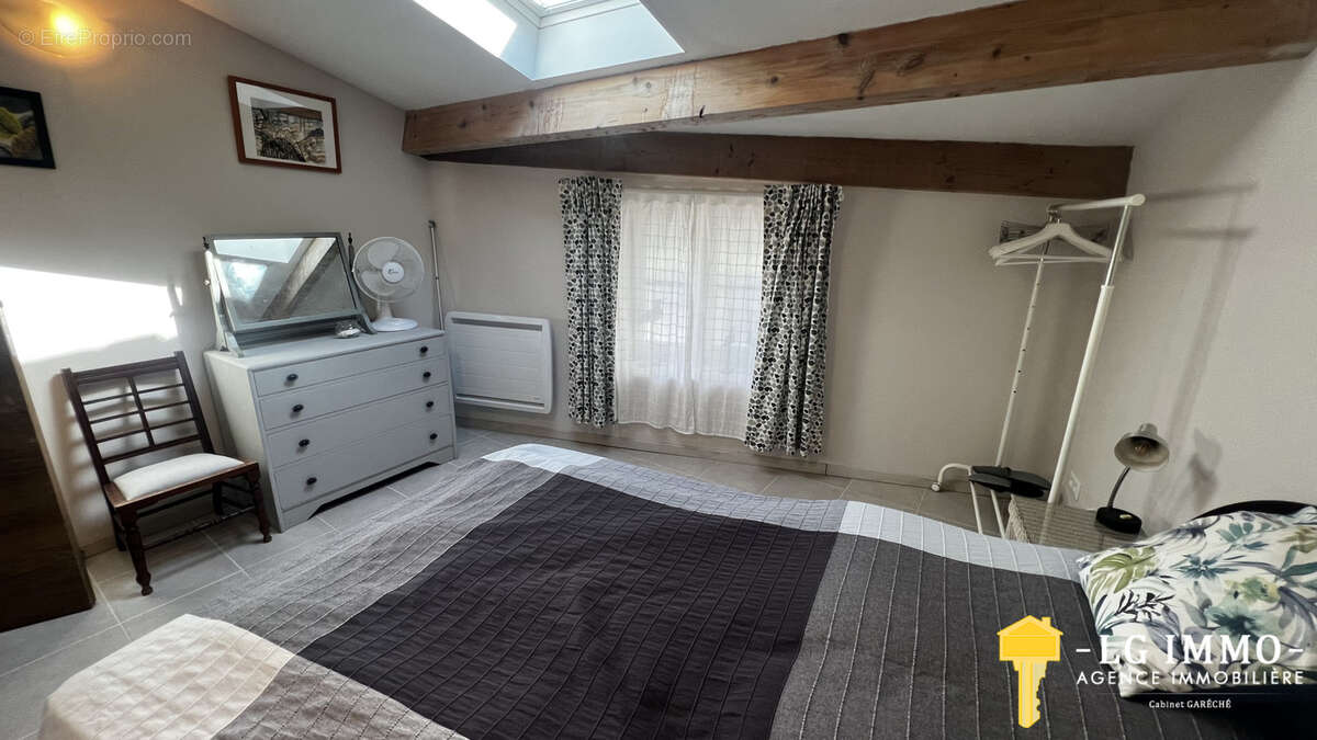 Charentaise de charme rénovée, 5 chambres, gîte,  jardin proche Mirambeau - photo 15