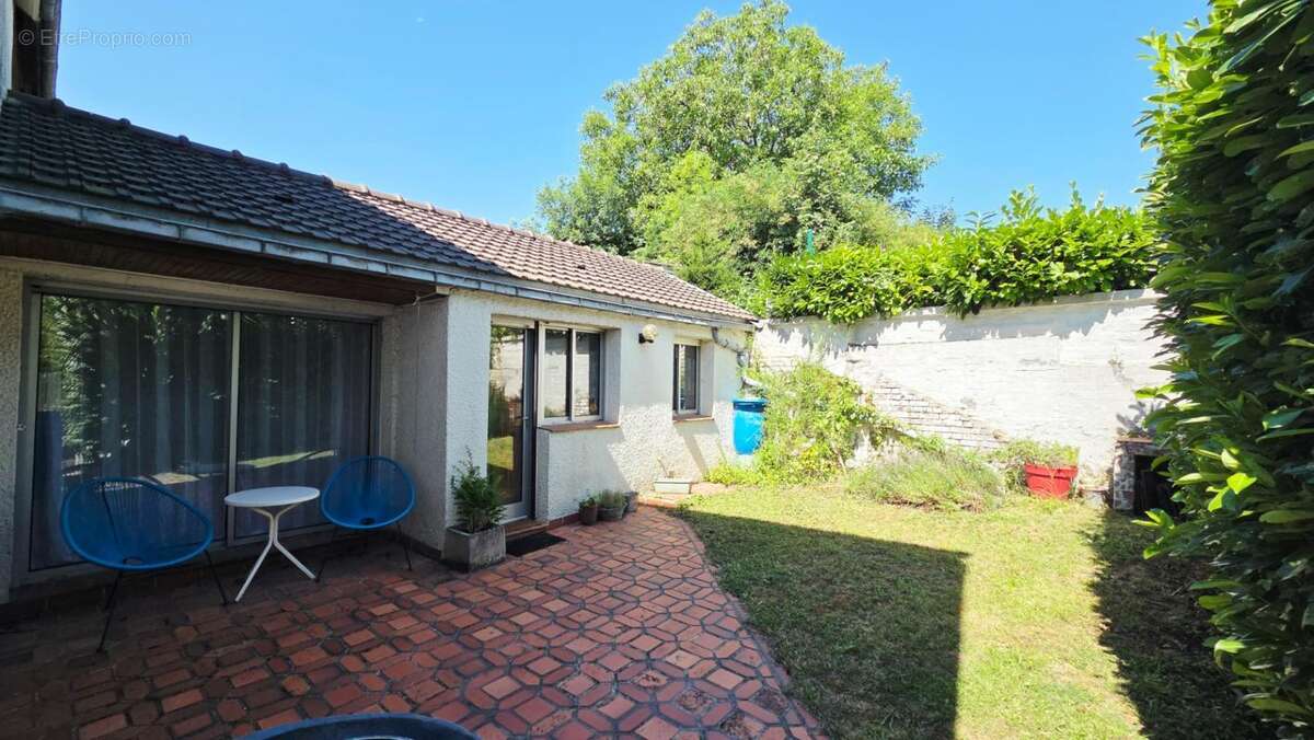 Maison 6 pièces / 128 m² / 210 000 EUR / BEAURAINS - photo 15