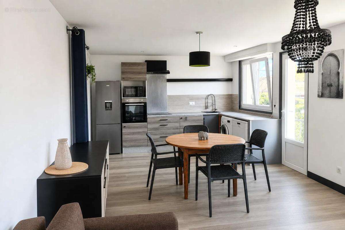 Maison à ANGRESSE