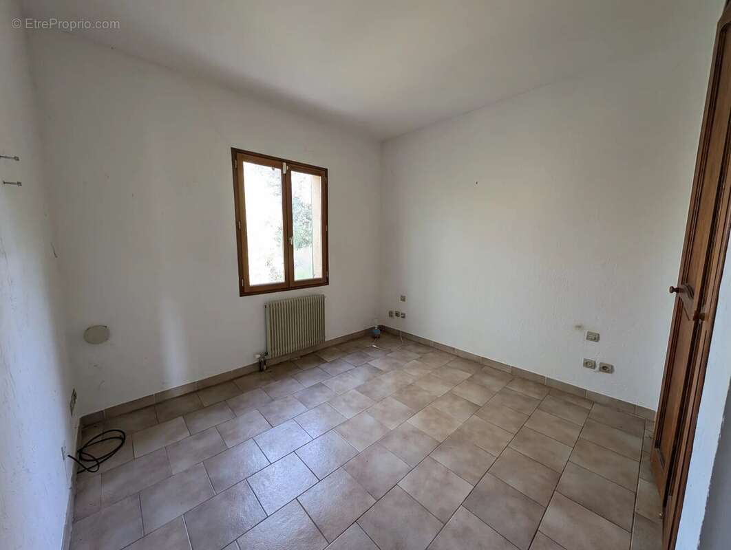 Maison à DRAP