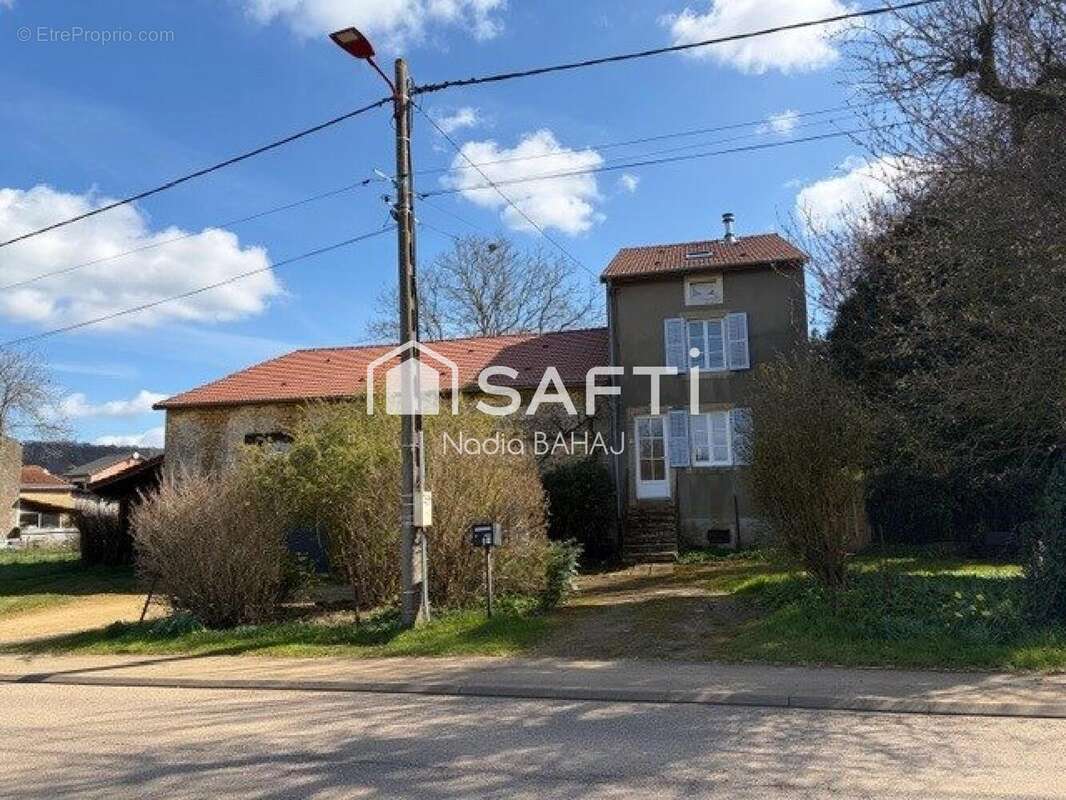 Photo 9 - Maison à VILLECLOYE