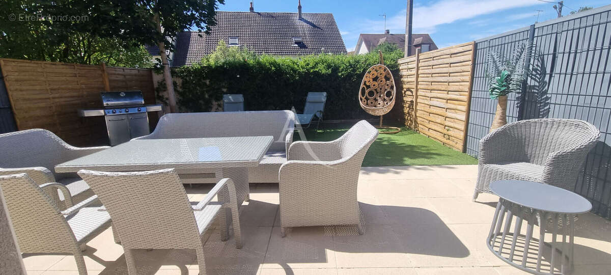 BLOIS Maison récente  2019  113 m² DPE B  À deux pas du centre - photo 8