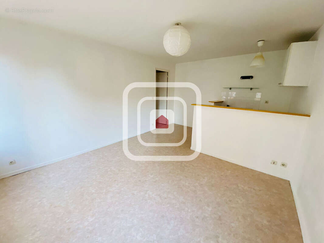 Hyper-centre appartement t2 37.19 m2 - photo 4