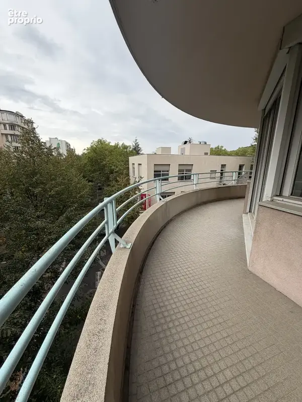 Bel f4 de 83 m2 avec balcon st etienne faculté de droit - photo 7