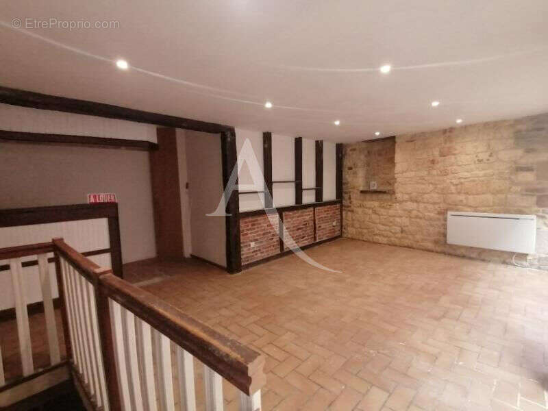 Appartement à CORDES-SUR-CIEL