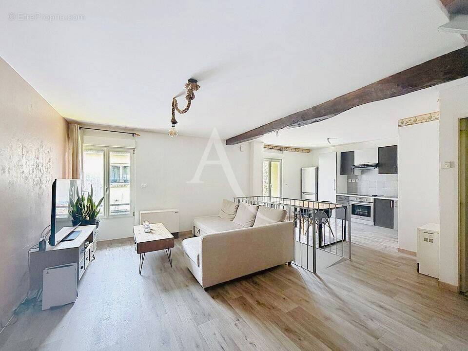 Appartement à NANTEUIL-LES-MEAUX