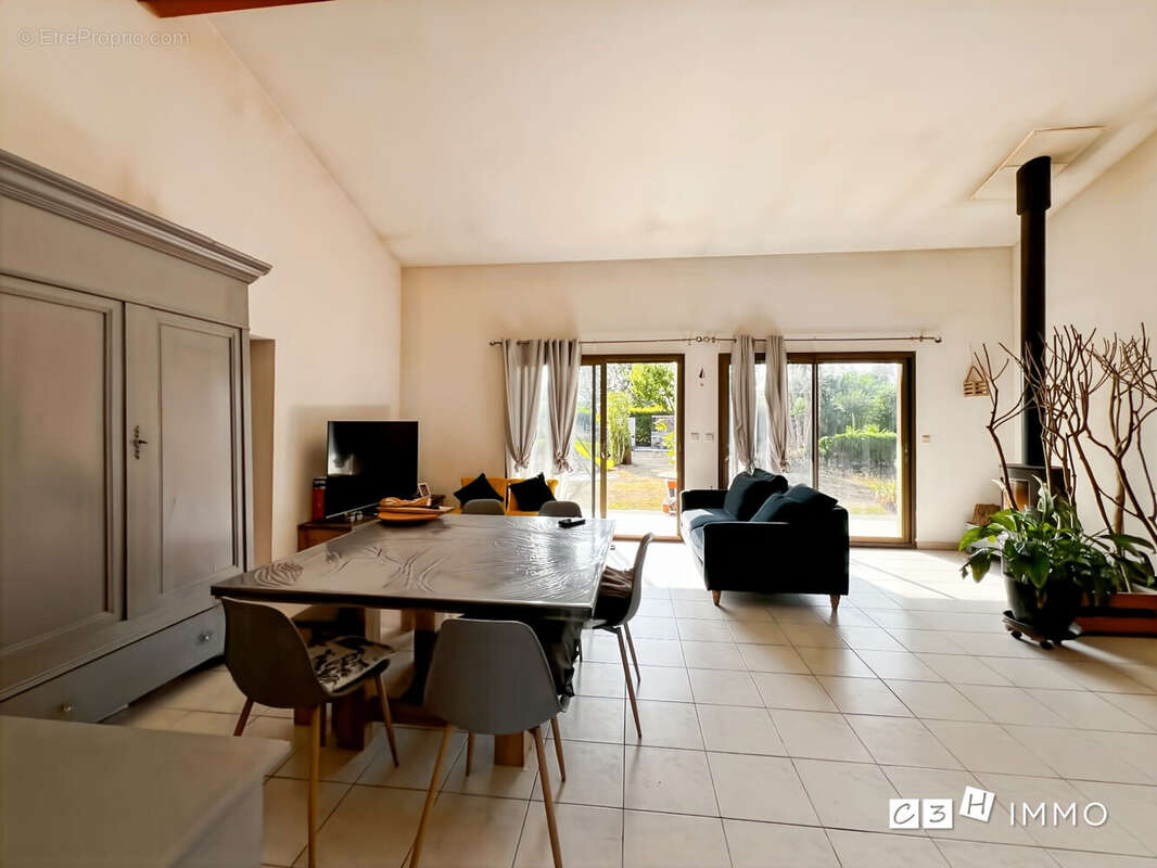 Maison 113 m² à Saint-Elix-Le-Chateau  - photo 5