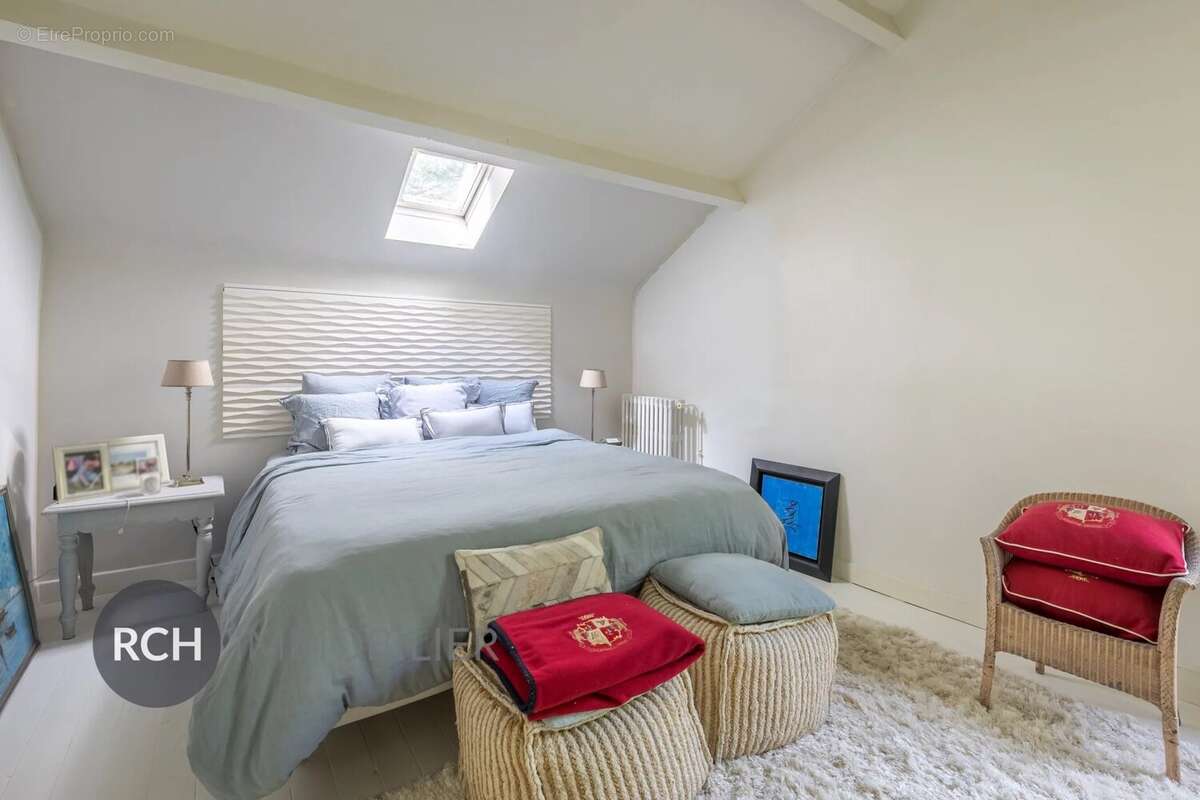 Maison à MONTFORT-L'AMAURY