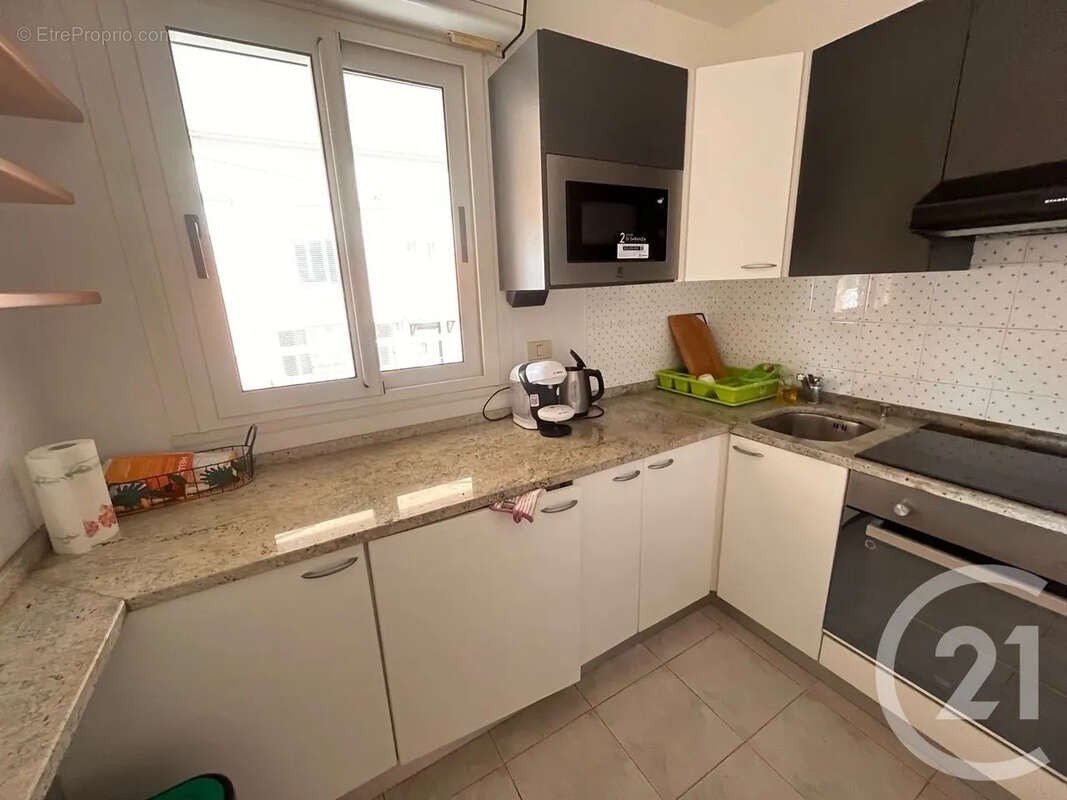 Appartement à ROQUEBRUNE-CAP-MARTIN