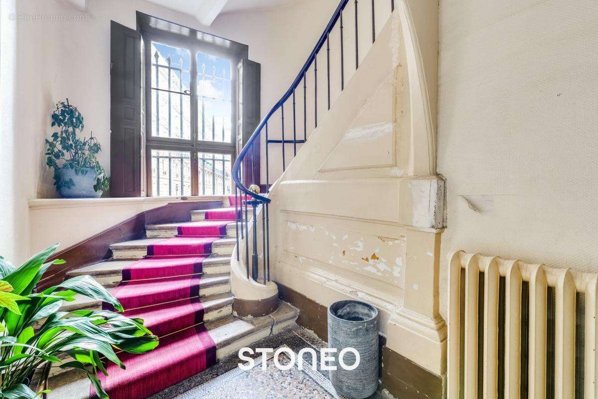 Appartement à PARIS-7E