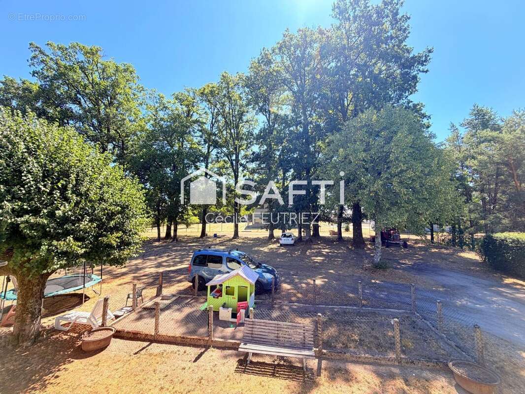 Maison 170 m² à Saint-Junien  - photo 8