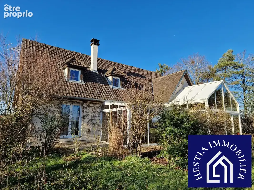 Maison 7 pièces 161 m² · à Semur-en-Auxois · 161 m² · 320 000 €