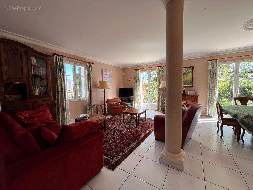 Maison à SAINT-DENIS-EN-VAL