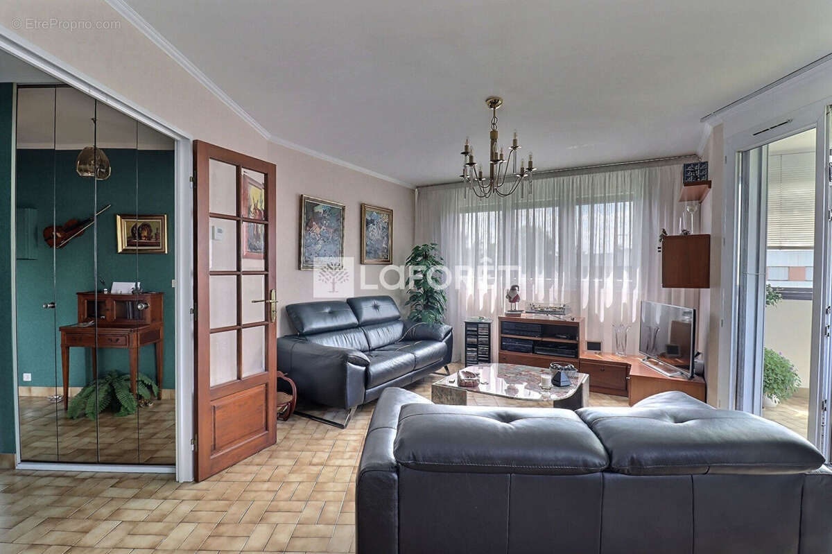 Appartement à VITRY-SUR-SEINE