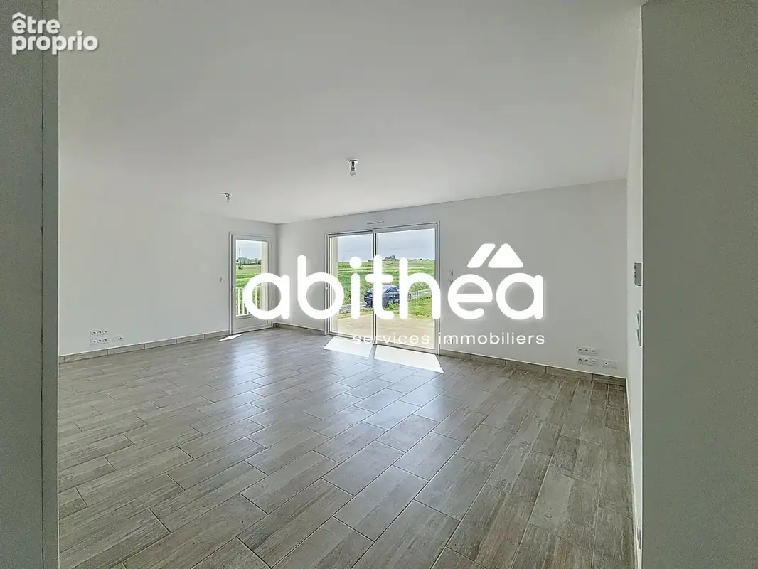 Maison contemporaine plain-pied  121 m2  4 chambres  992m2 terrain - photo 4