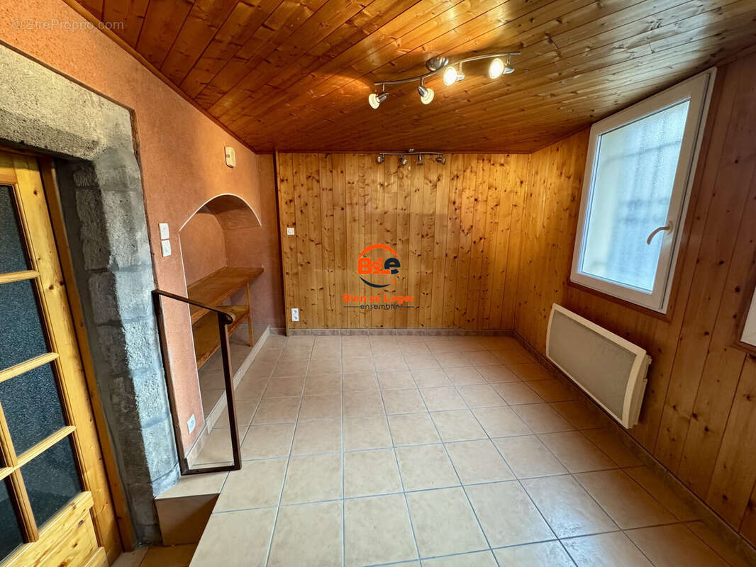 Maison de ville Blanzat 3 chambres agence immobilière BSLE bien se loger ensemble Mathieu GALLAIS immobilier - Maison à BLANZAT