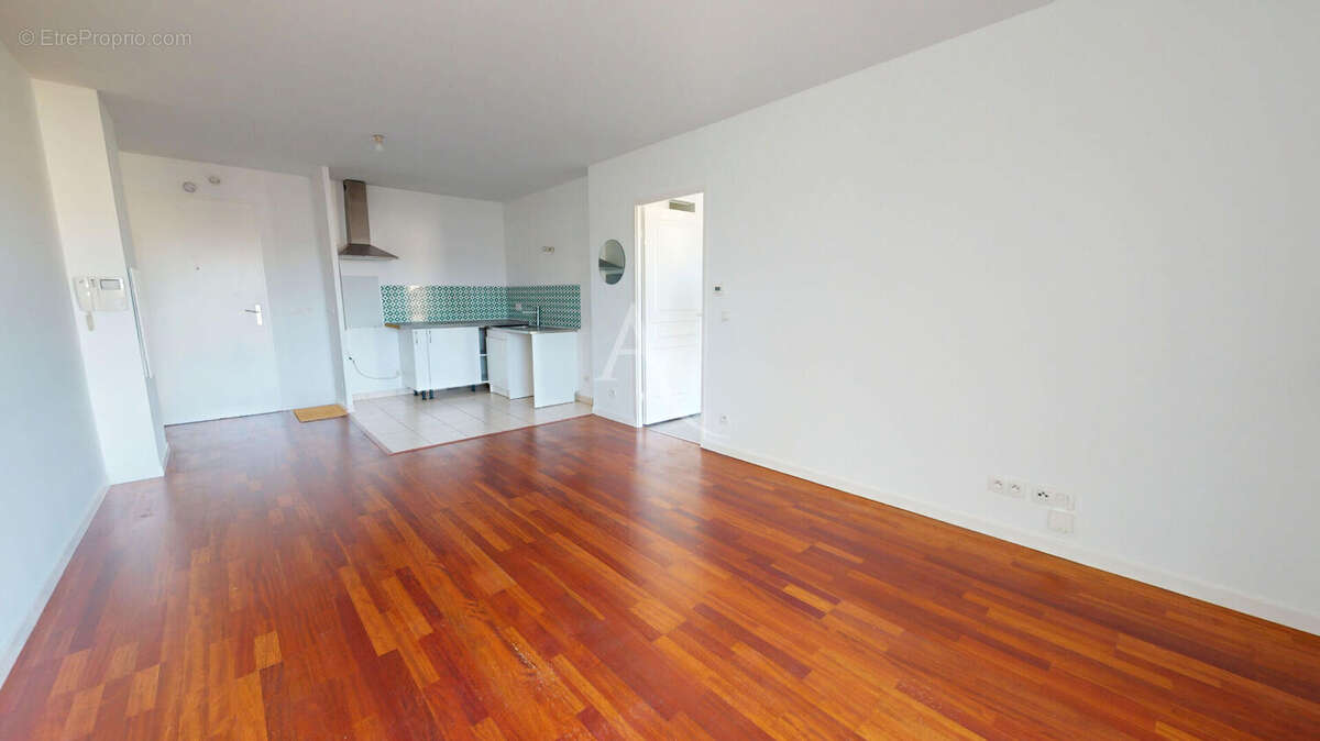 Appartement à VILLEMOMBLE